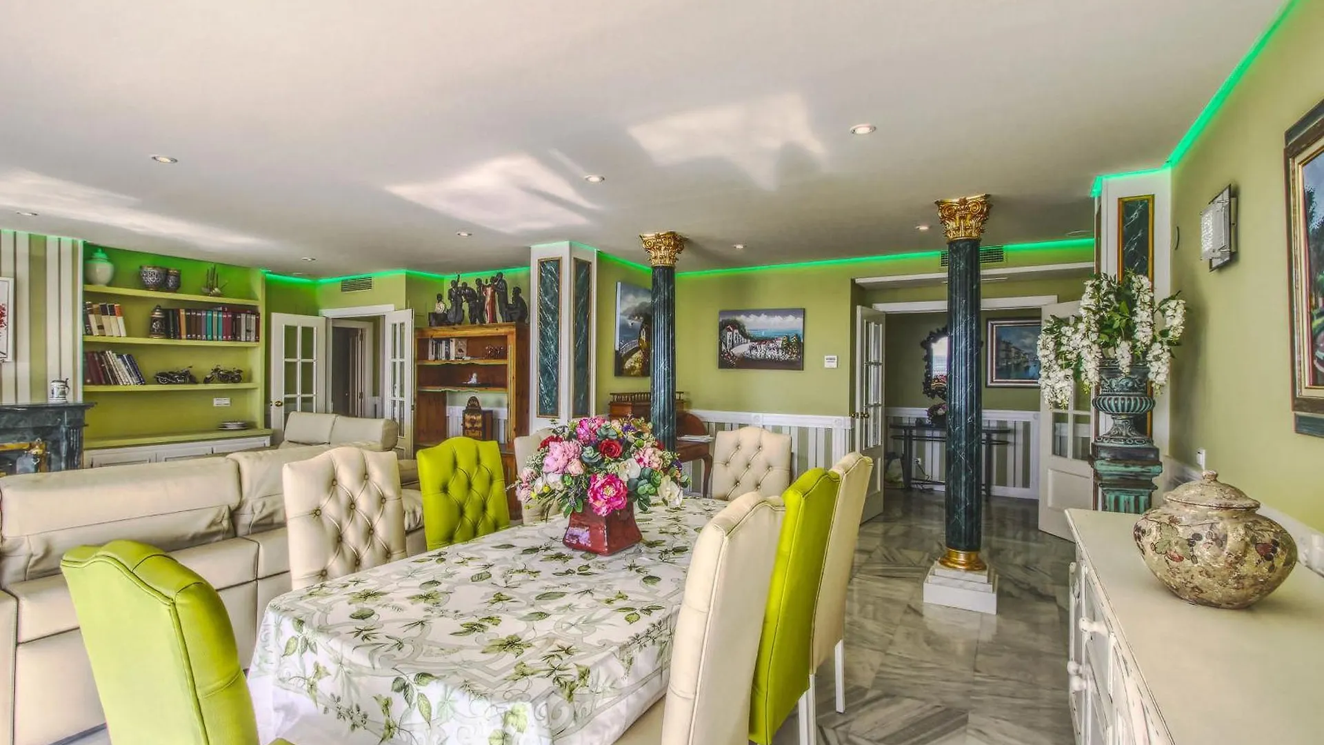 Apartment 1149 Unique Beachfront Penthouse Marbella Center 400M2