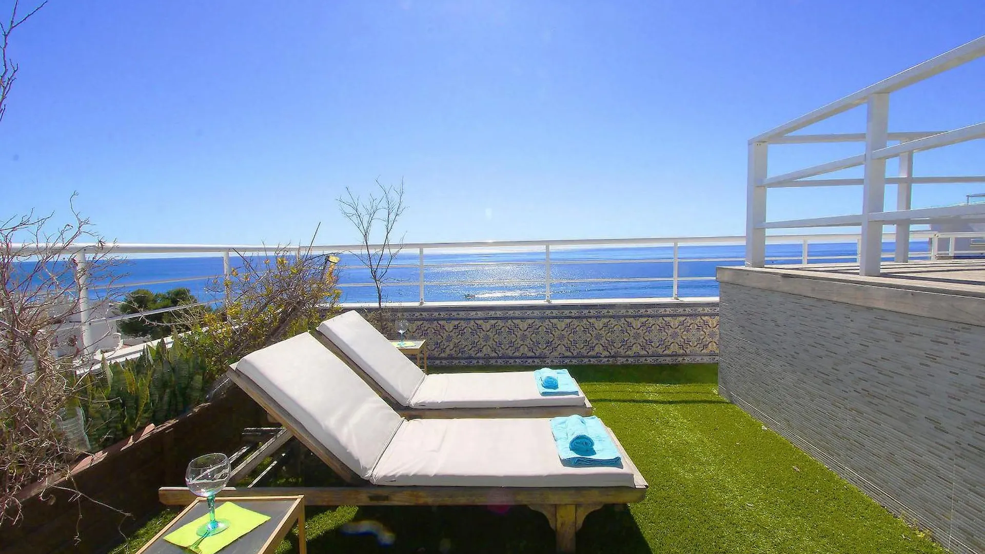 1149 Unique Beachfront Penthouse Marbella Center 400M2 Apartment