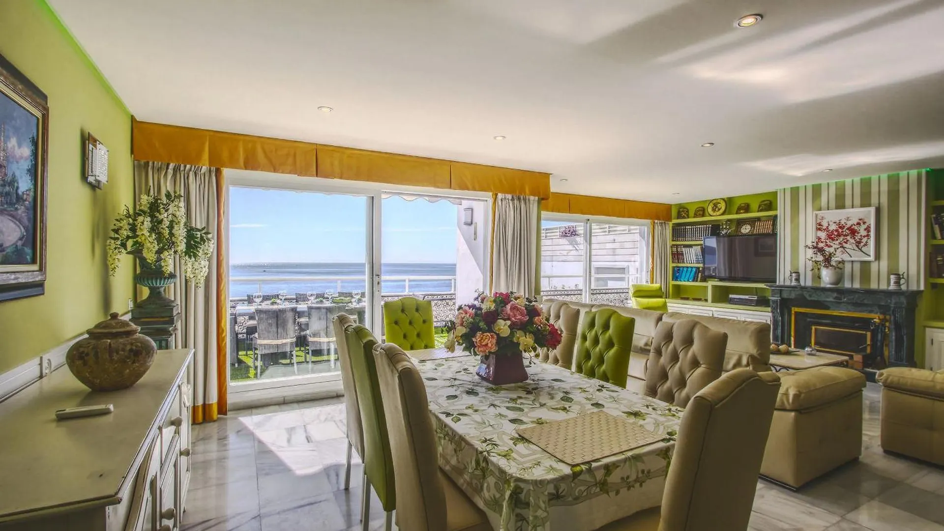 Apartment 1149 Unique Beachfront Penthouse Marbella Center 400M2