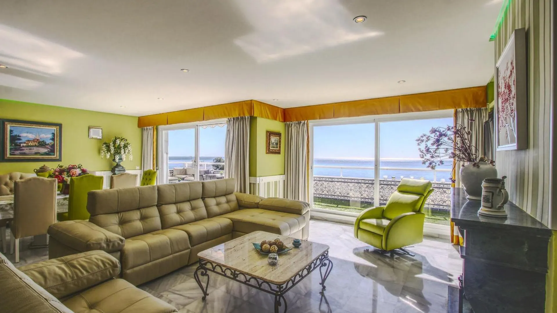 Apartment 1149 Unique Beachfront Penthouse Marbella Center 400M2 Spain